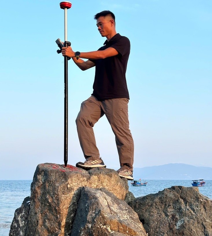 Cách chọn sào RTK phù hợp cho công việc đo đạc