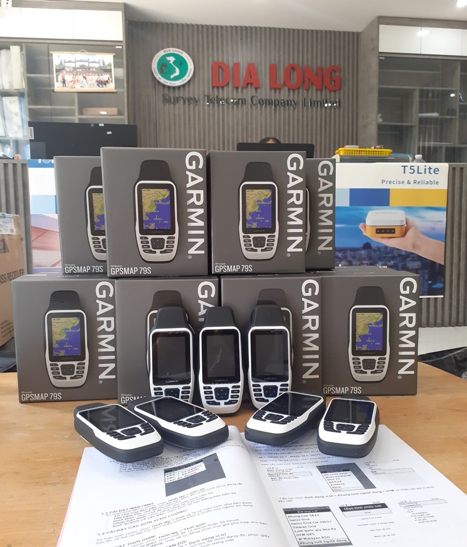 Máy gps cầm tay Garmin 79S