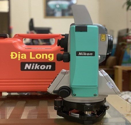 sử dụng máy toàn đạc Nikon K5