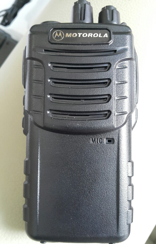 tính năng và hình dáng Motorola GP 728