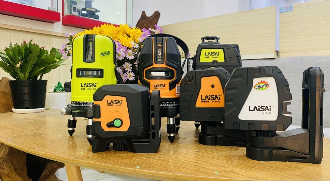 Máy cân bằng Laser ngoài trời. Những tính năng quan trọng cần có trước khi mua