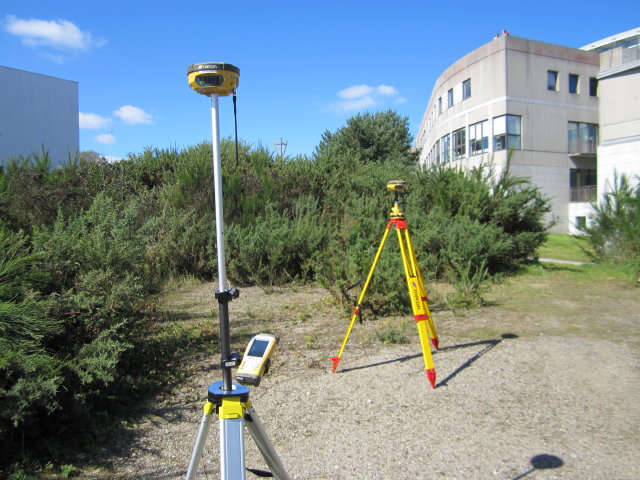 Có nên mua máy định vị vệ tinh Gps Rtk cũ không?