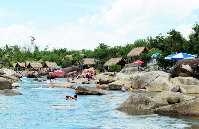 Máy Bộ Đàm Cầm Tay Dùng Cho Khu Du Lịch, Vui Chơi, Giải Trí