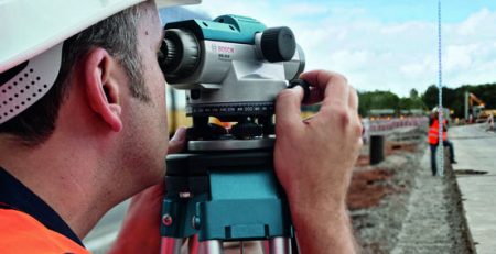 Mẹo chọn mua máy thủy bình phù hợp với mục đích sử dụng