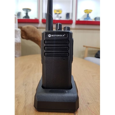 Máy bộ đàm Motorola TX 8000