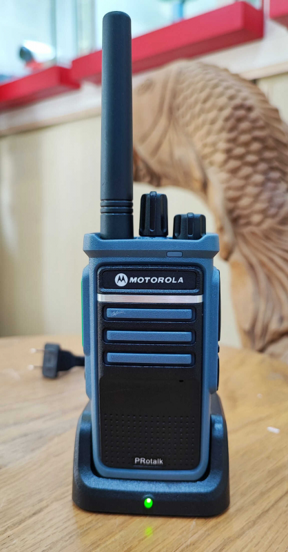 Máy bộ đàm Motorola XIR P686