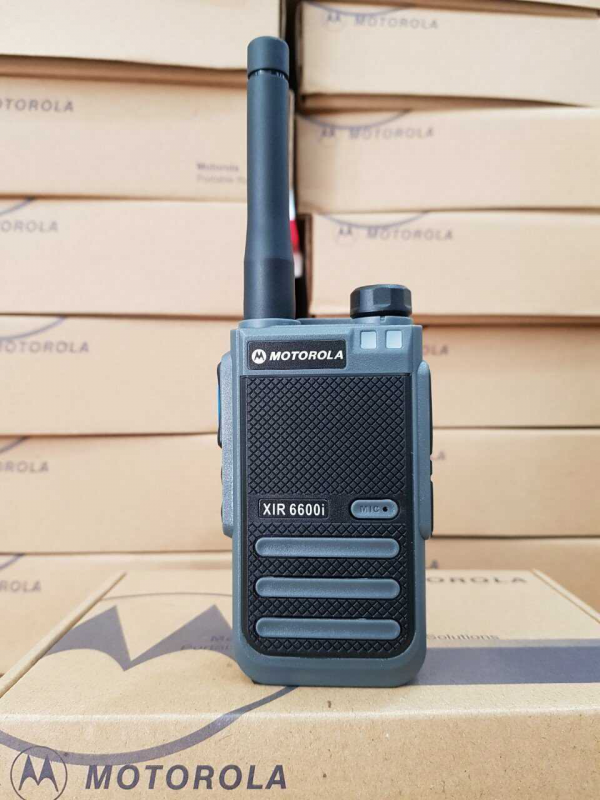 Máy bộ đàm Motorola XIR 6600I
