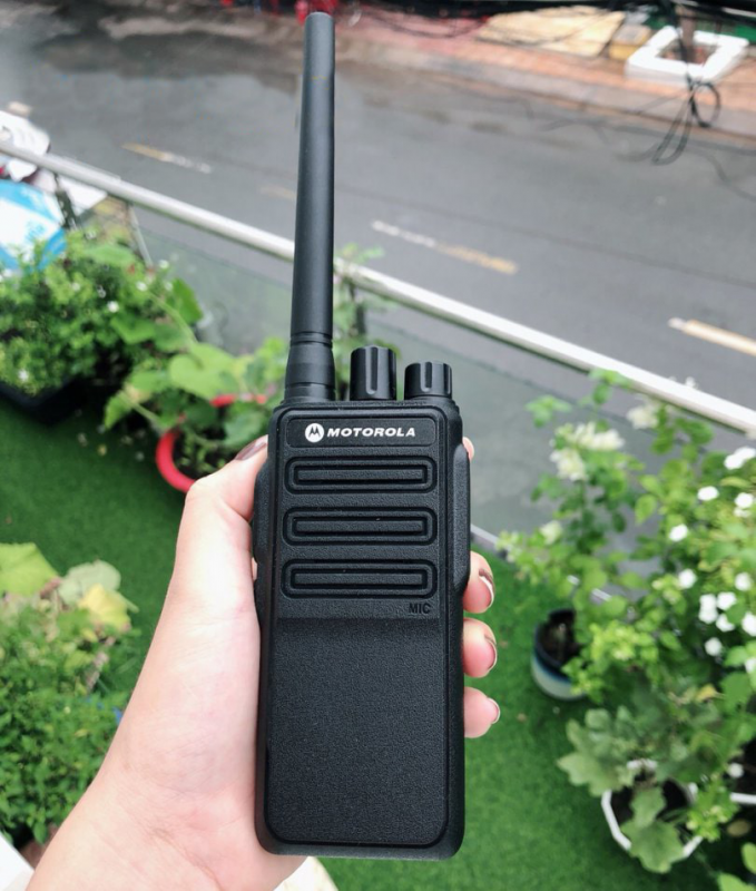 Máy bộ đàm Motorola XiR P6630i