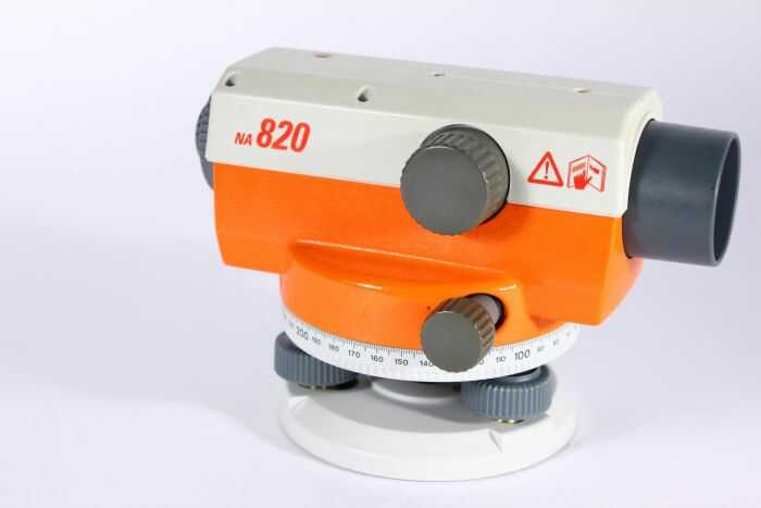 Máy thủy bình tự động Leica NA-820